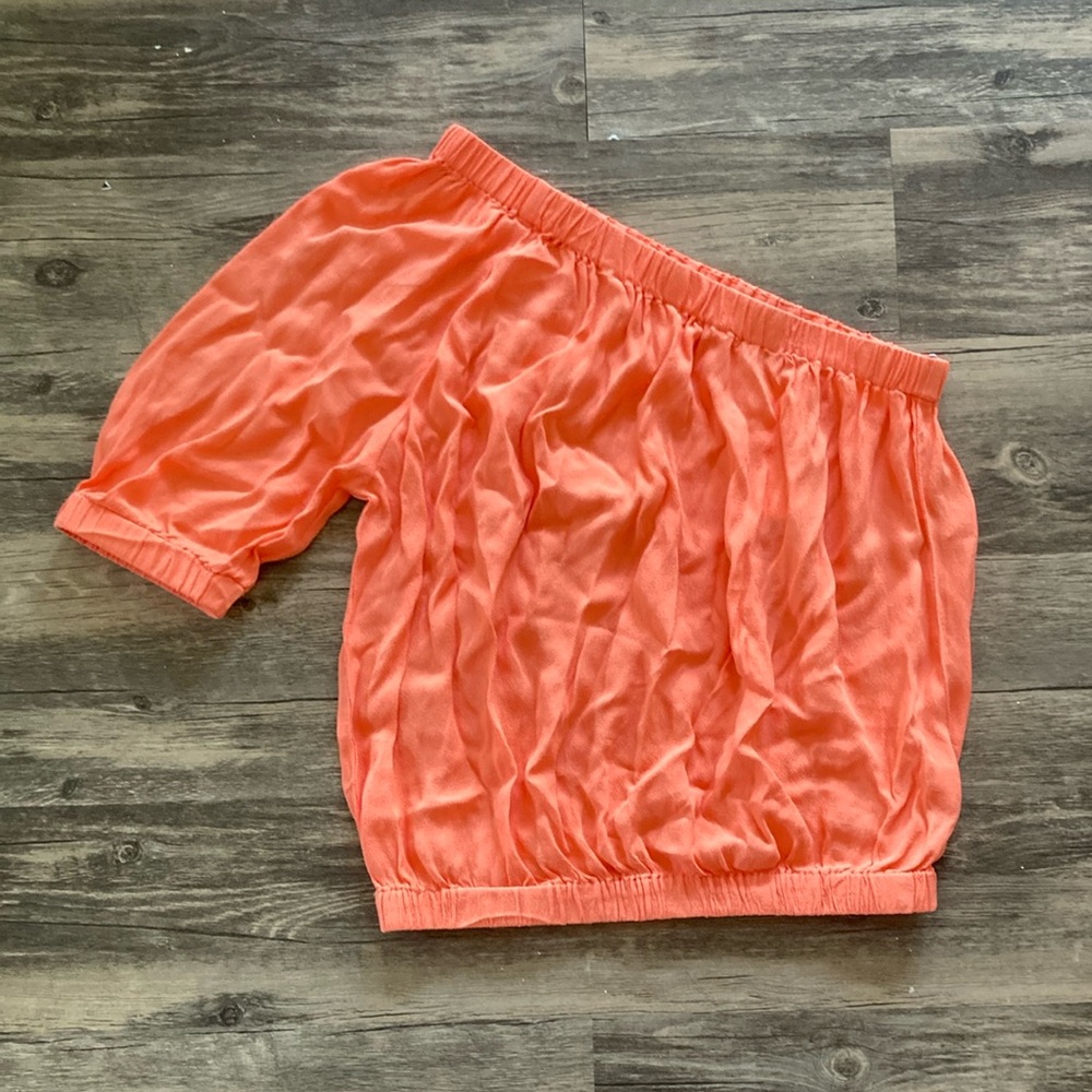 Bobiblack one shoulder crepe top. Size S